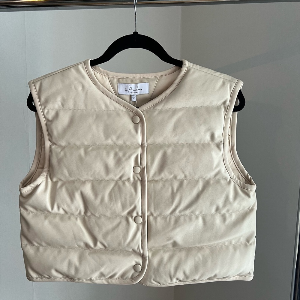 L’Academie Cropped puffer vest